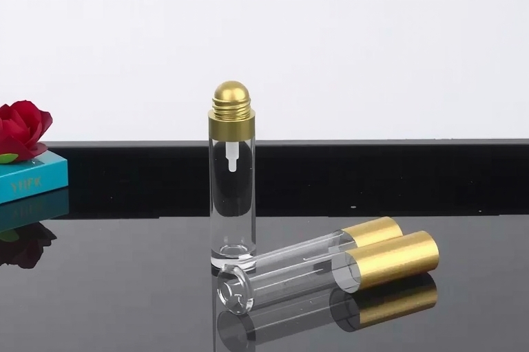 empty roll on perfume bottles